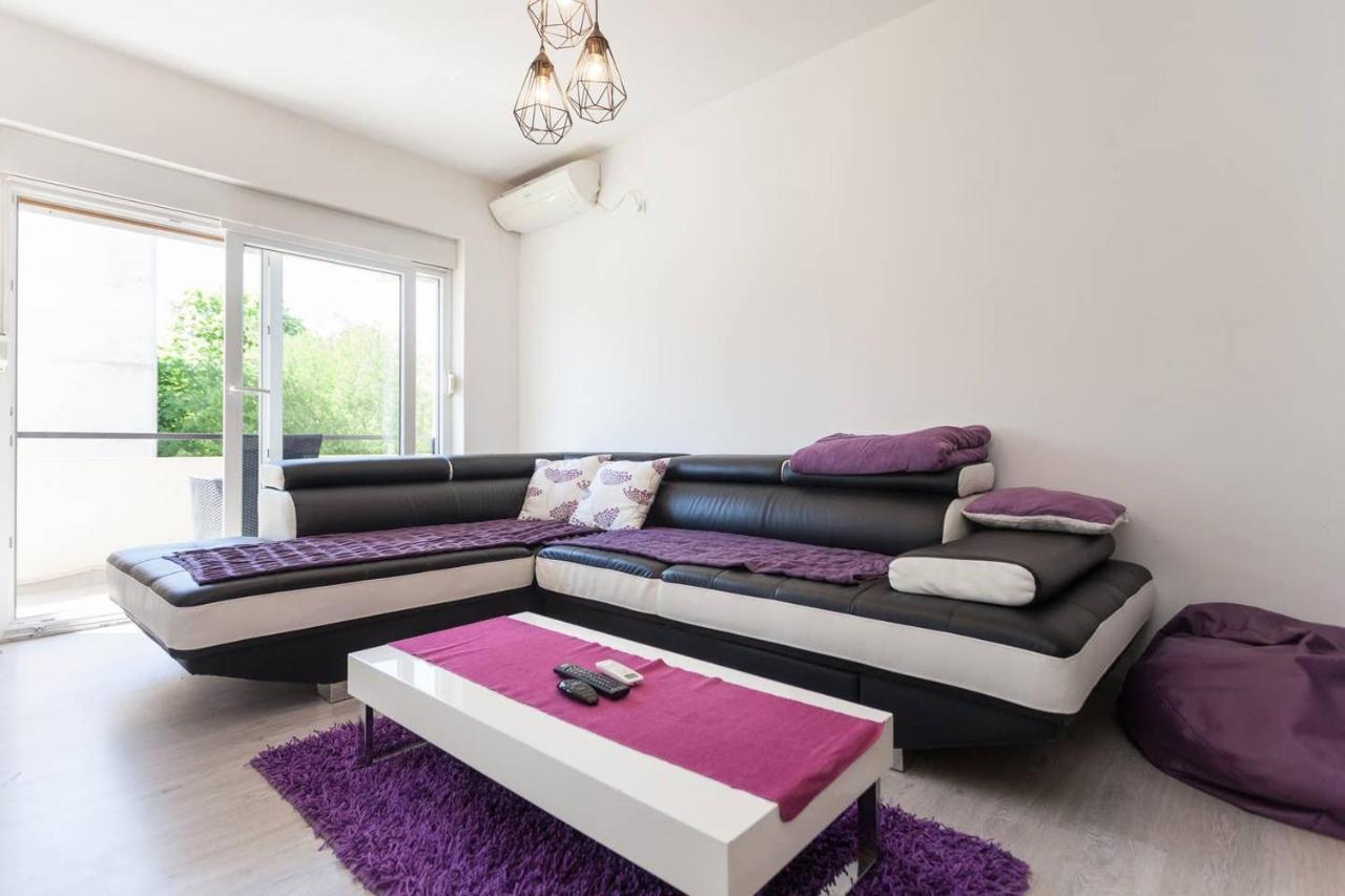 Apartman Mark Pula Exterior foto